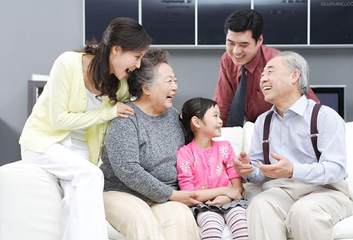 让床垫适应人，四个年龄四个重点-大发宝家居