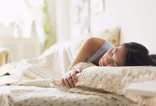 大发宝床垫 |小暑 把好“睡眠关”，健康睡出来