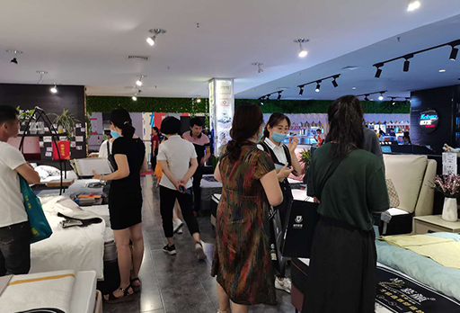 抢占先机！大发宝&大发宝·慕颜参展福蒙特2020万商年中订货会
